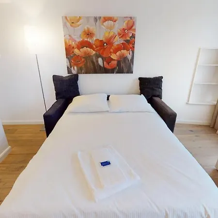 Apartment Charming 1bd Flat - Old Town Uz1 *